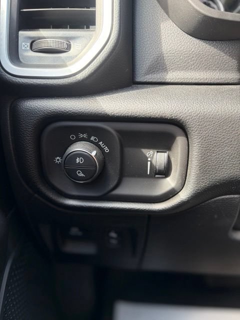 Used 2022 RAM 1500 Big Horn AWD/4WD image 27