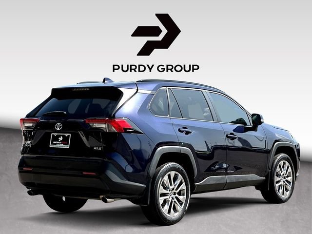 Used 2020 Toyota RAV4 XLE Premium FWD image 8