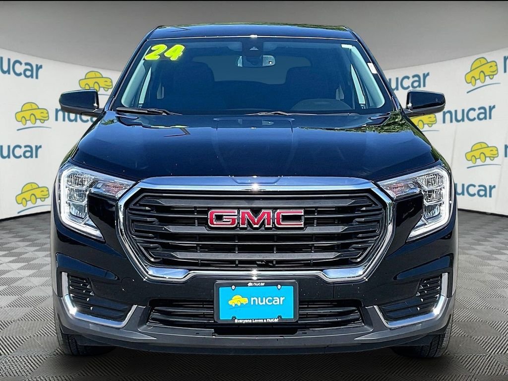 Used 2024 GMC Terrain SLE AWD/4WD image 2