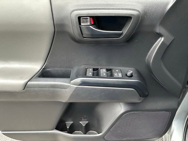 Used 2023 Toyota Tacoma SR AWD/4WD image 17