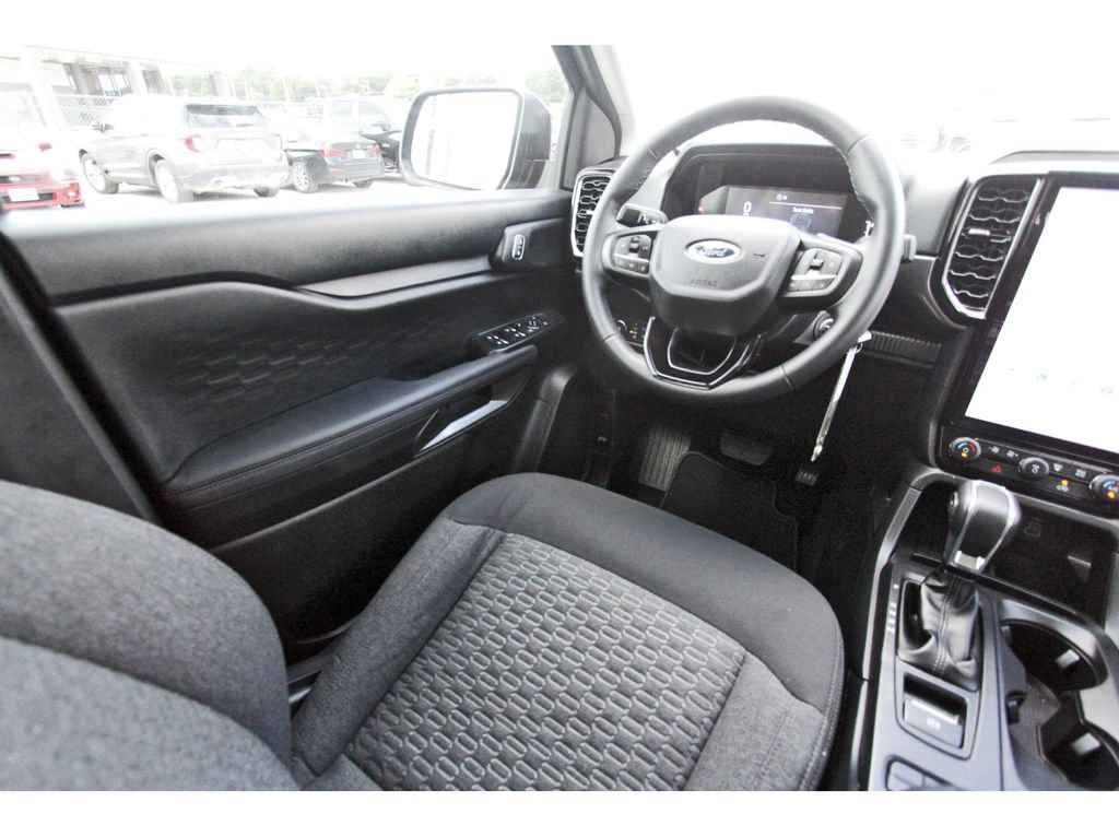 Used 2025 Ford Ranger XLT w/ Equipment Group 301A High AWD/4WD image 10