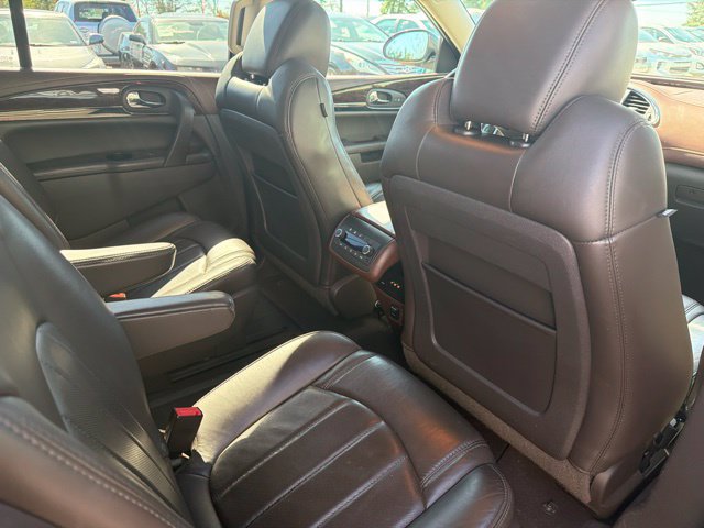 Used 2014 Buick Enclave Premium AWD/4WD image 25