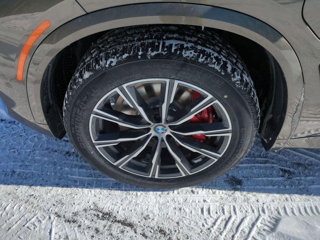 New 2026 BMW X5 xDrive50e w/ Executive Package image 30