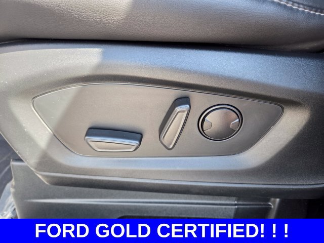 Used 2023 Ford Explorer XLT w/ Equipment Group 202A RWD image 10