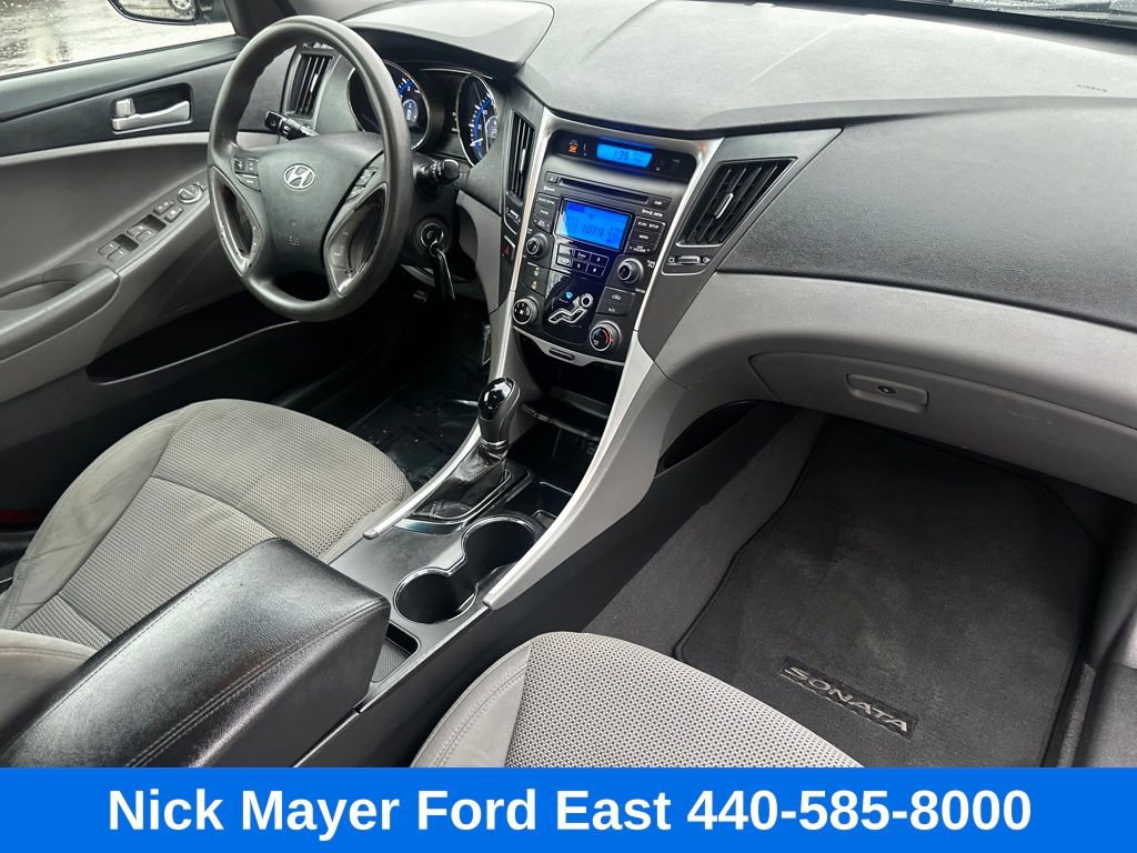 Used 2013 Hyundai Sonata GLS image 11