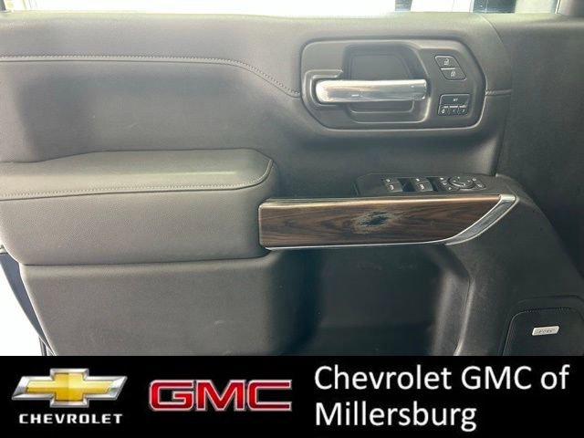 Used 2021 GMC Sierra 2500 SLT w/ SLT Premium Package AWD/4WD image 13