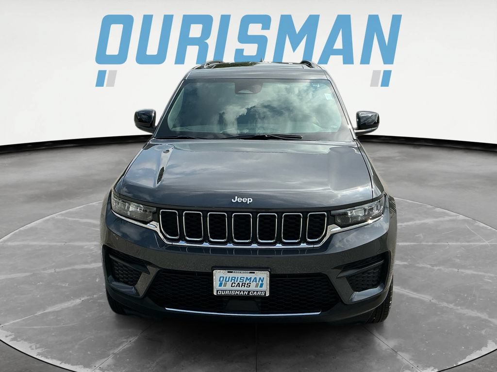 Used 2025 Jeep Grand Cherokee Laredo X AWD/4WD image 9