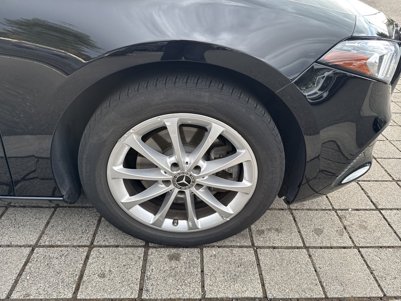 Used 2019 Mercedes-Benz A 220 image 8