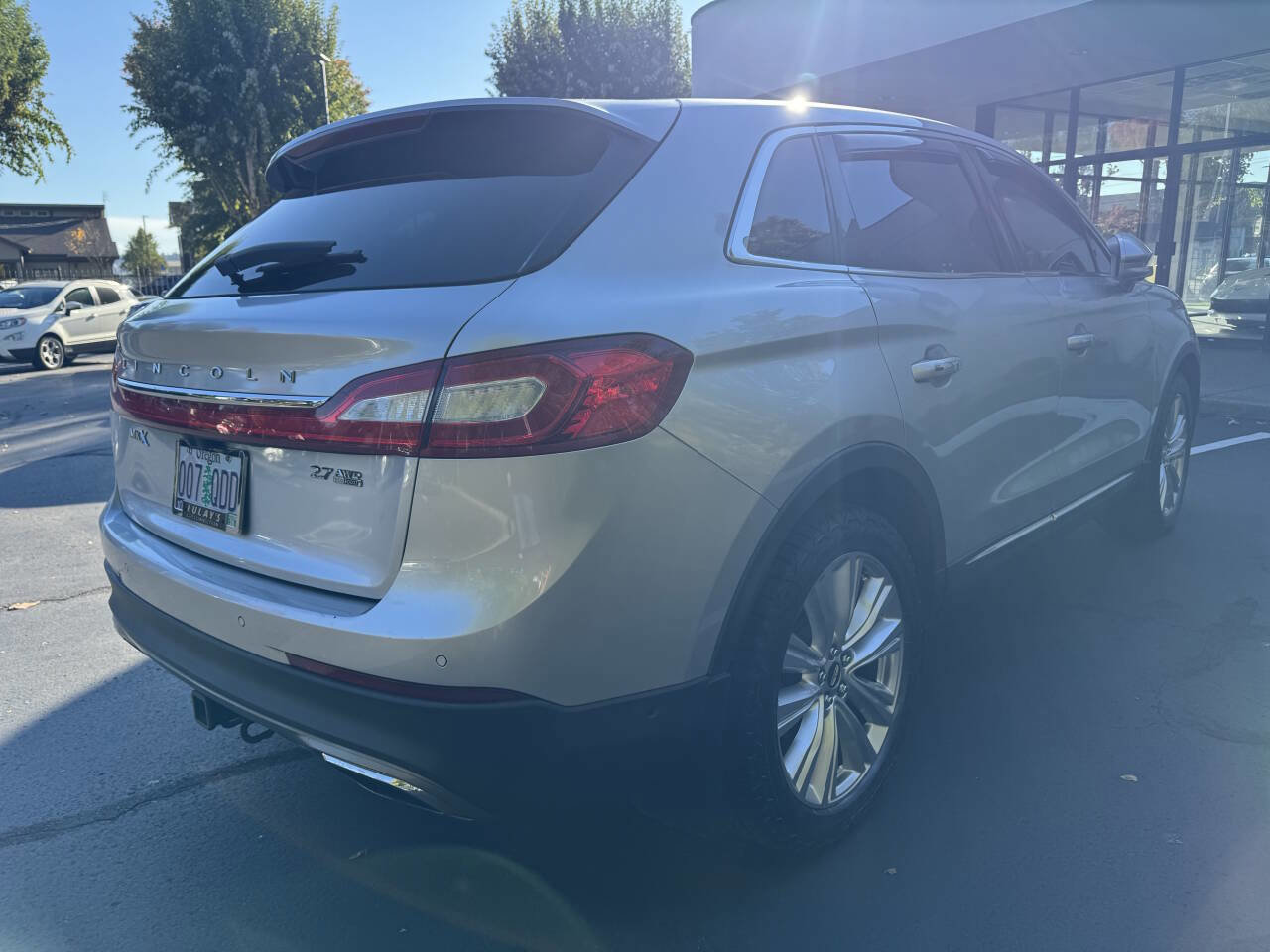 Used 2016 Lincoln MKX Reserve w/ Technology Package image 5