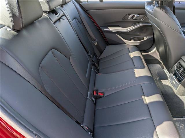 Used 2025 BMW 330i Sedan w/ M Sport Package RWD image 27