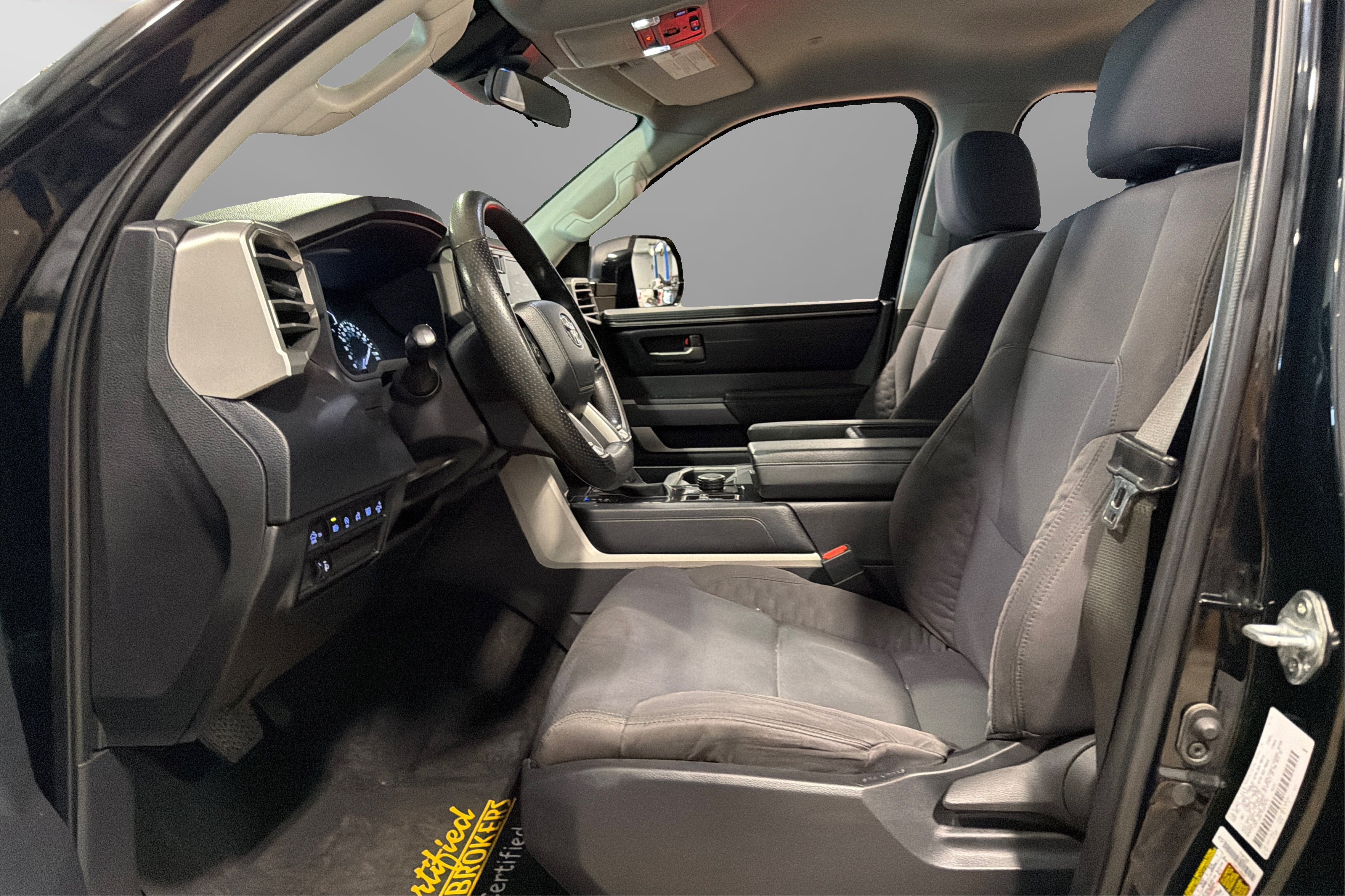Used 2022 Toyota Tundra SR5 AWD/4WD image 17