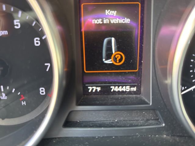 Used 2017 Hyundai Santa Fe Sport FWD image 2