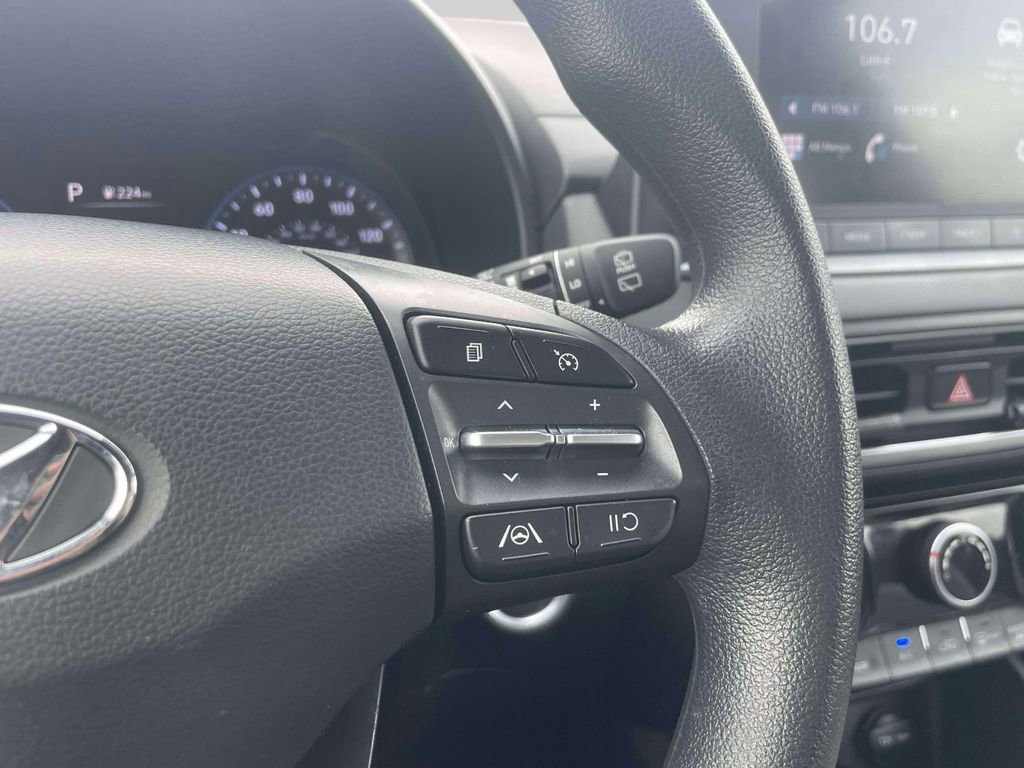 Certified 2023 Hyundai Kona SEL AWD/4WD image 22