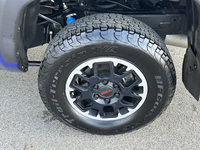 Used 2024 Toyota Tacoma TRD Off-Road AWD/4WD image 5