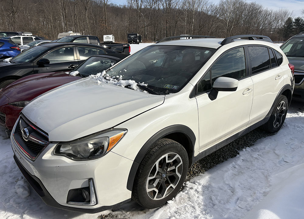 Used 2017 Subaru Crosstrek 2.0i Premium AWD/4WD image 4