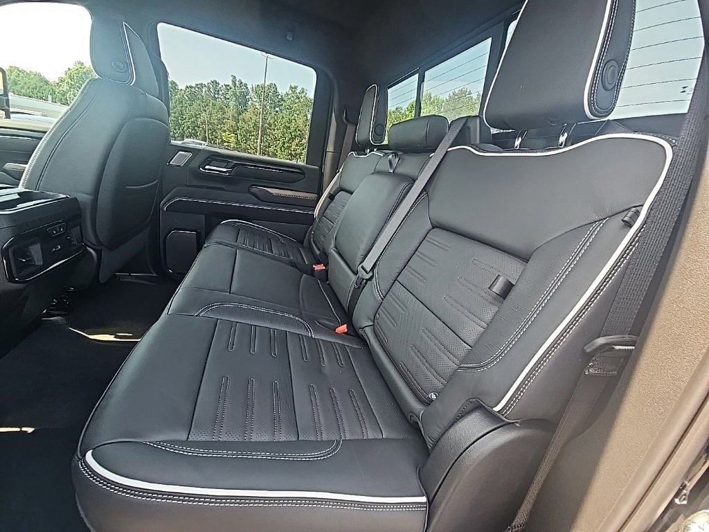 New 2025 GMC Sierra 2500 AT4X w/ AT4X AEV Edition image 15