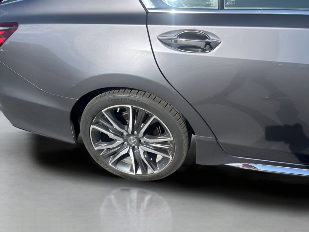 Used 2019 Acura RLX Sport Hybrid w/ Advance Pkg AWD/4WD image 13