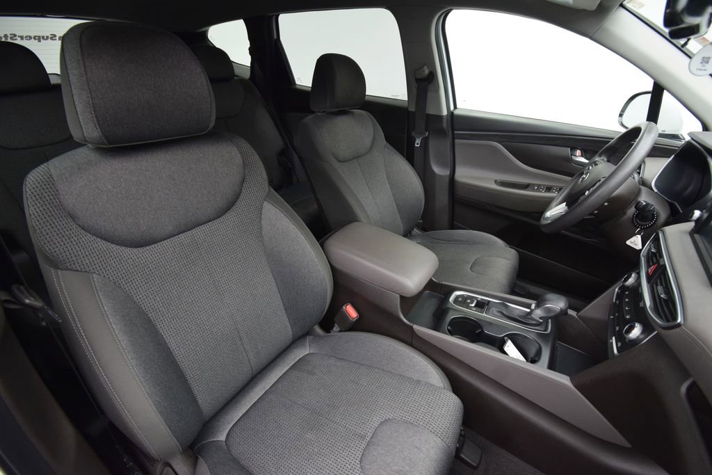 Used 2019 Hyundai Santa Fe SEL image 16