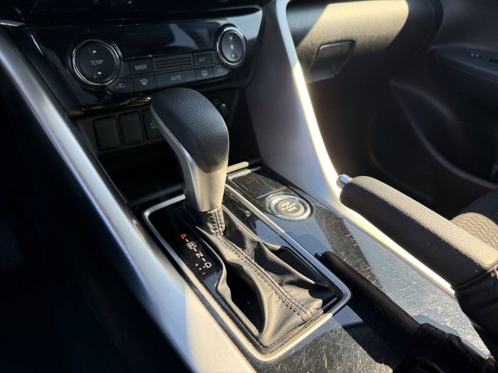 Used 2024 Mitsubishi Eclipse Cross ES AWD/4WD image 21