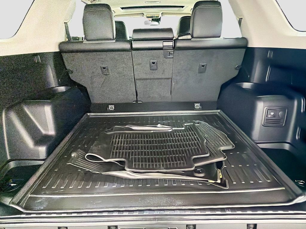 Used 2023 Toyota 4Runner SR5 Premium w/ Moonroof Package RWD image 29