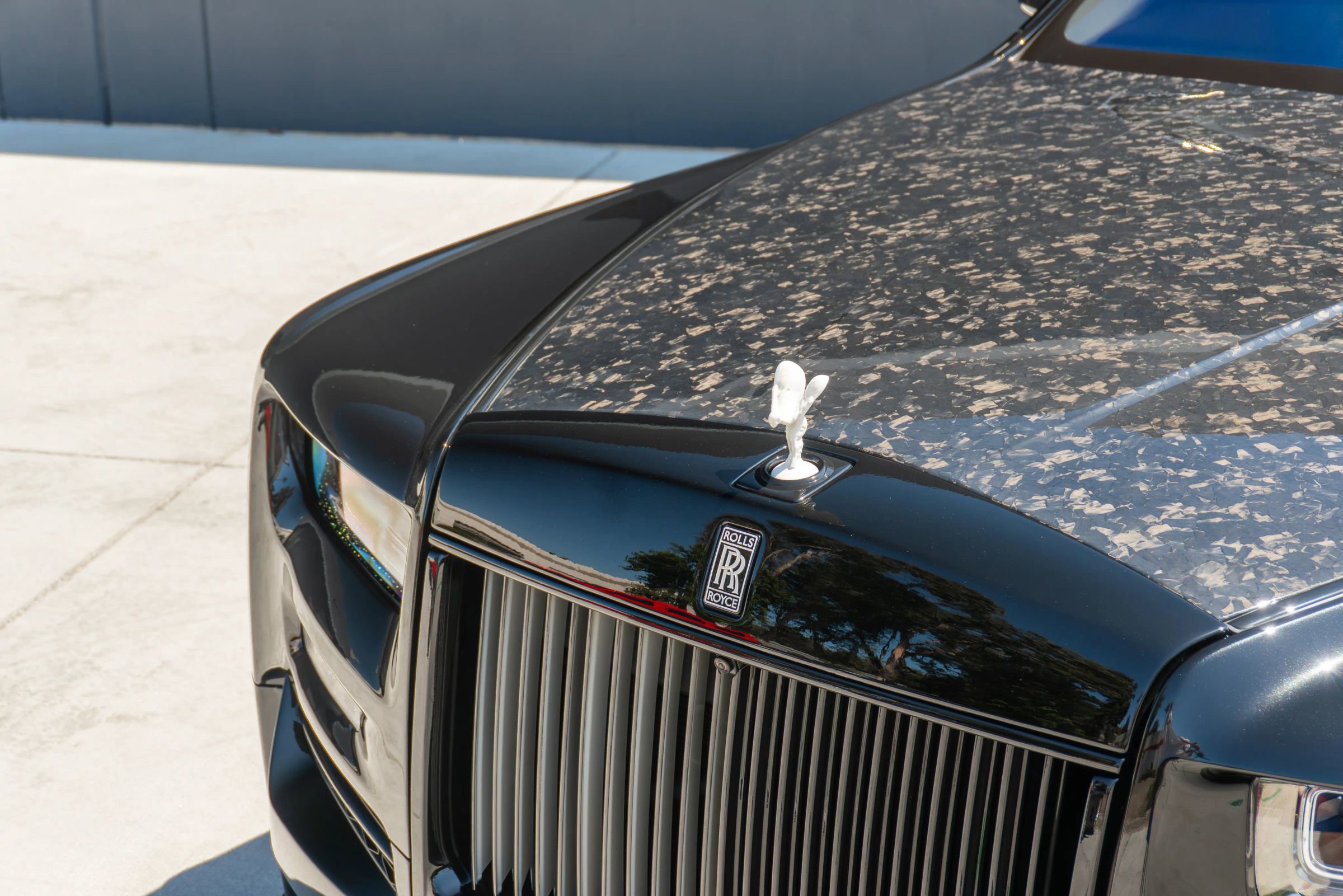 Used 2024 Rolls-Royce Phantom Sedan w/ The Phantom Package RWD image 25