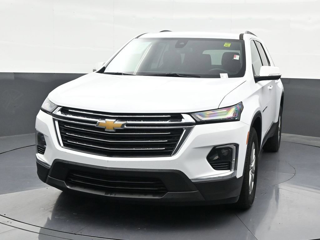 Used 2023 Chevrolet Traverse LT image 9