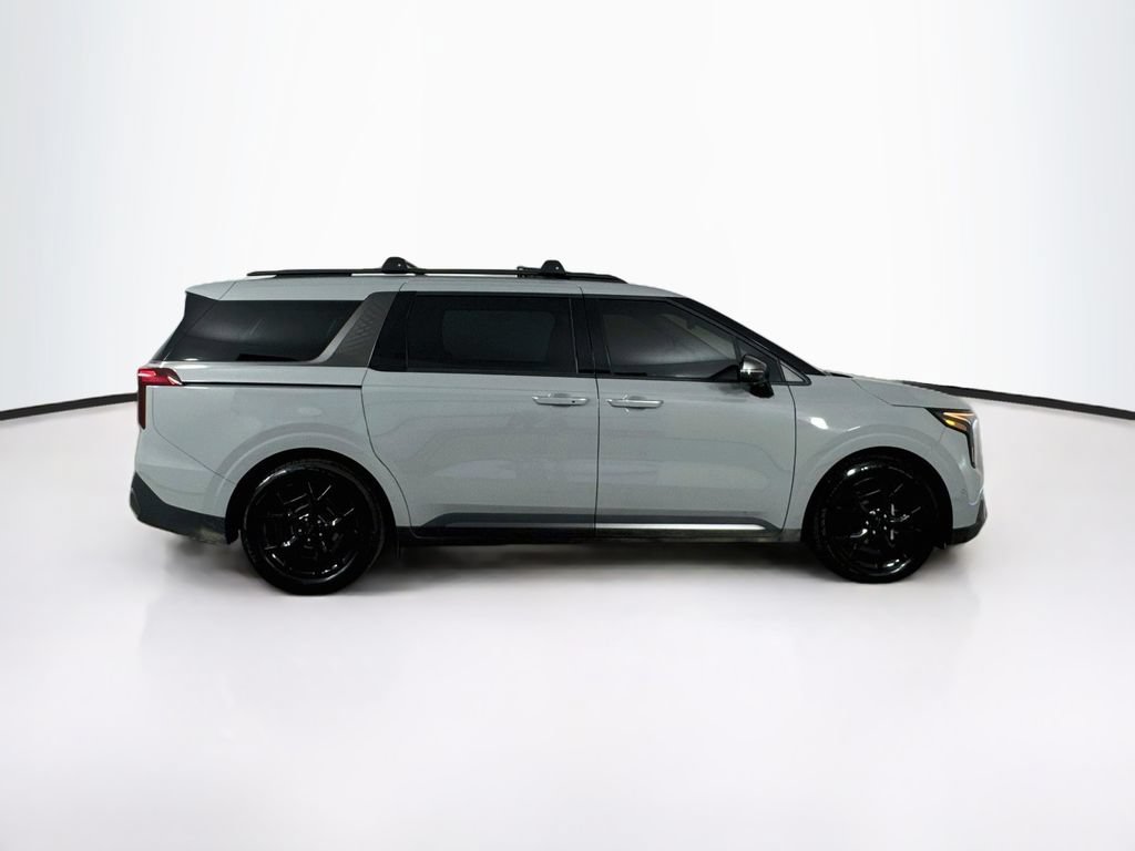 Used 2025 Kia Carnival SX Prestige FWD image 8
