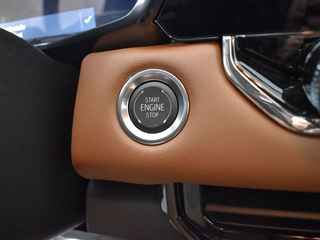 Used 2025 GMC Canyon AT4 image 22