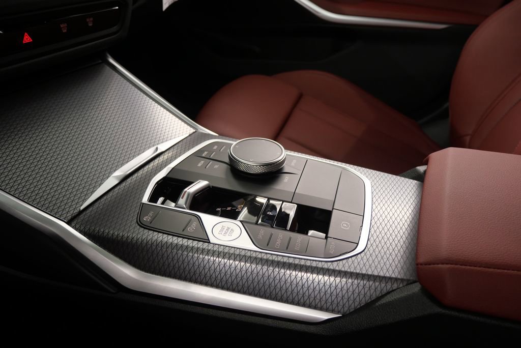 Used 2025 BMW 330i Sedan w/ Premium Package image 25