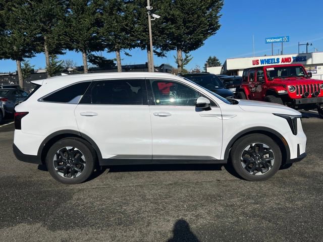Certified 2024 Kia Sorento S image 7