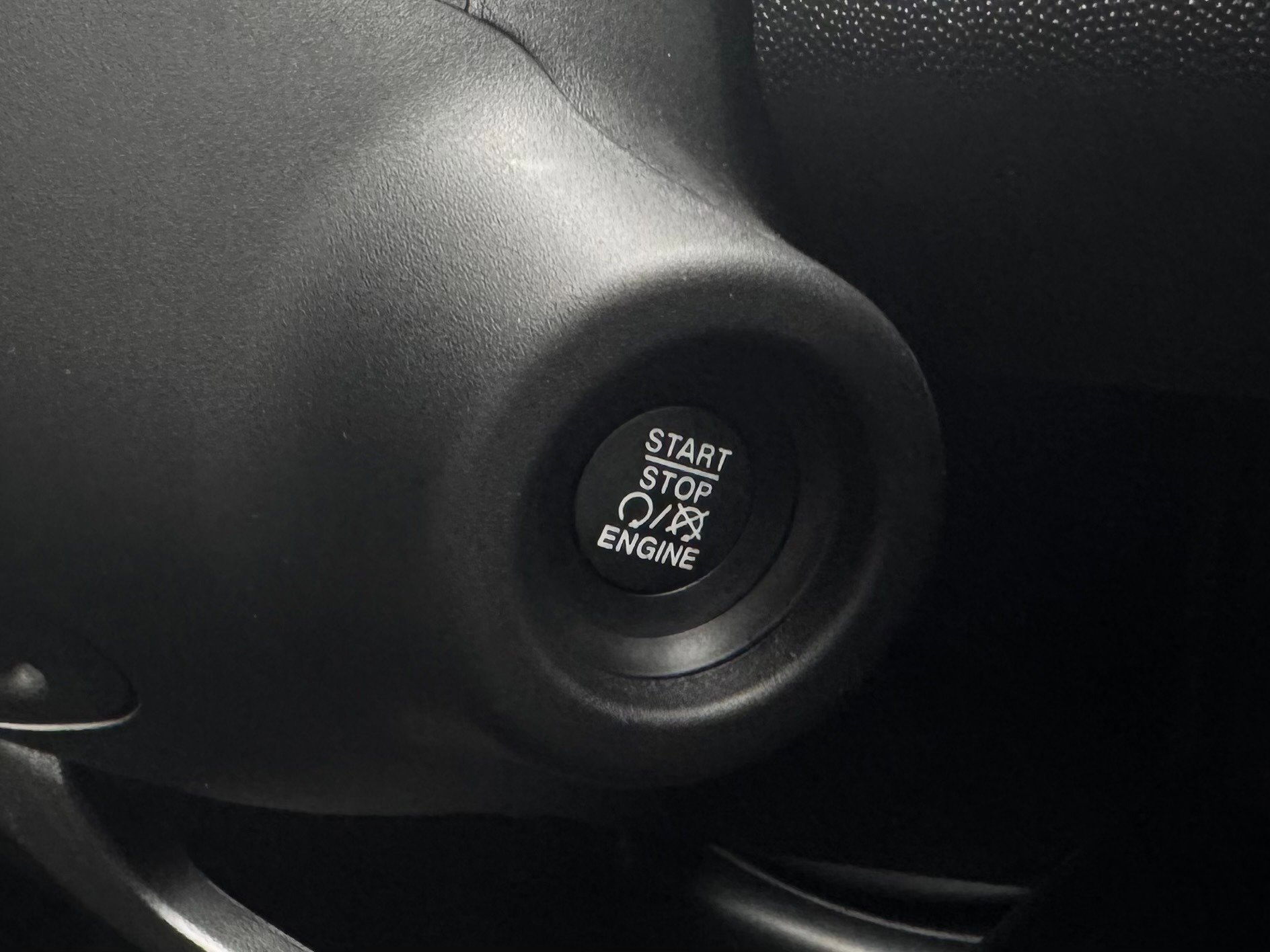 Used 2025 RAM ProMaster 2500 w/ Convenience Group image 28