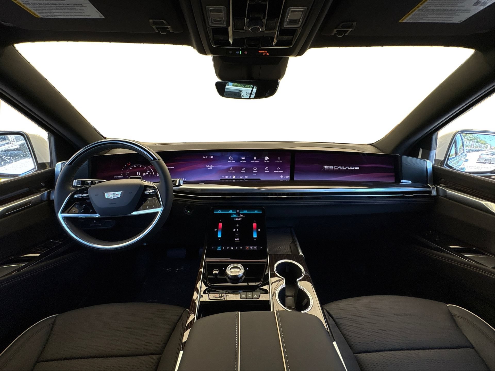 New 2026 Cadillac Escalade ESV Luxury AWD/4WD image 22