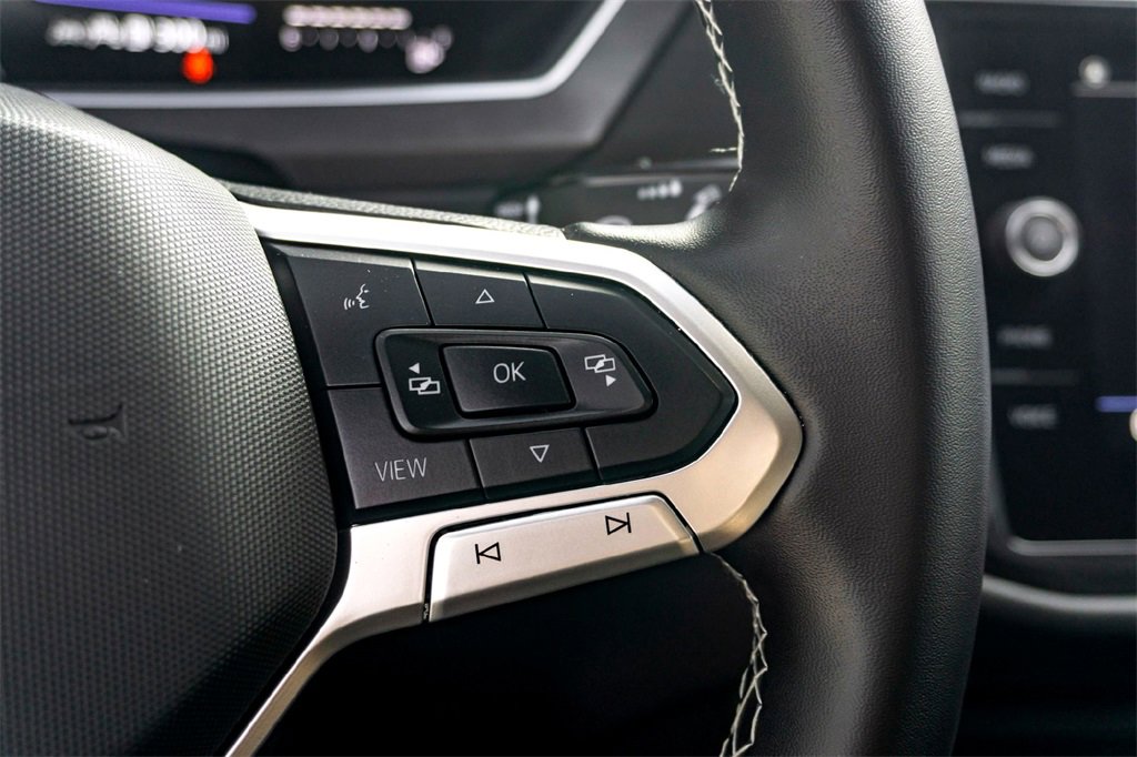 Used 2012 Jeep Grand Cherokee Laredo w/ Laredo E Group image 20