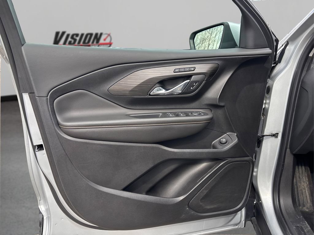 Used 2020 GMC Terrain SLT w/ Preferred Package image 26