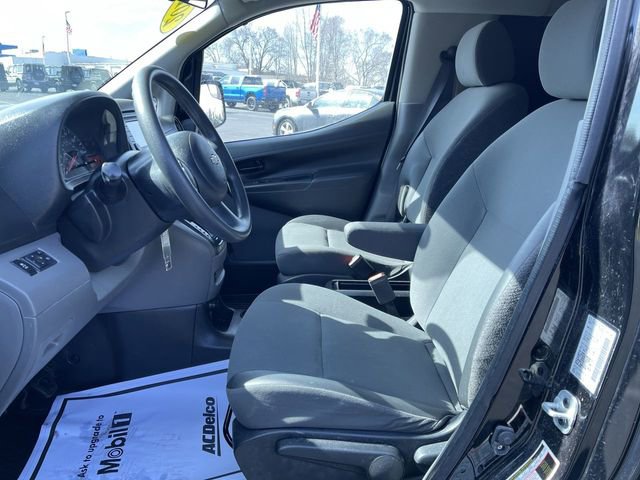 Used 2017 Chevrolet City Express LT w/ Technology Package image 18