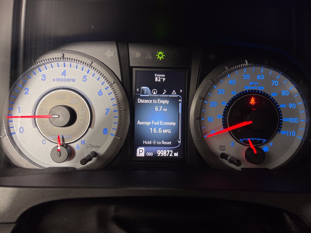 Used 2016 Toyota Sienna SE Premium FWD image 18