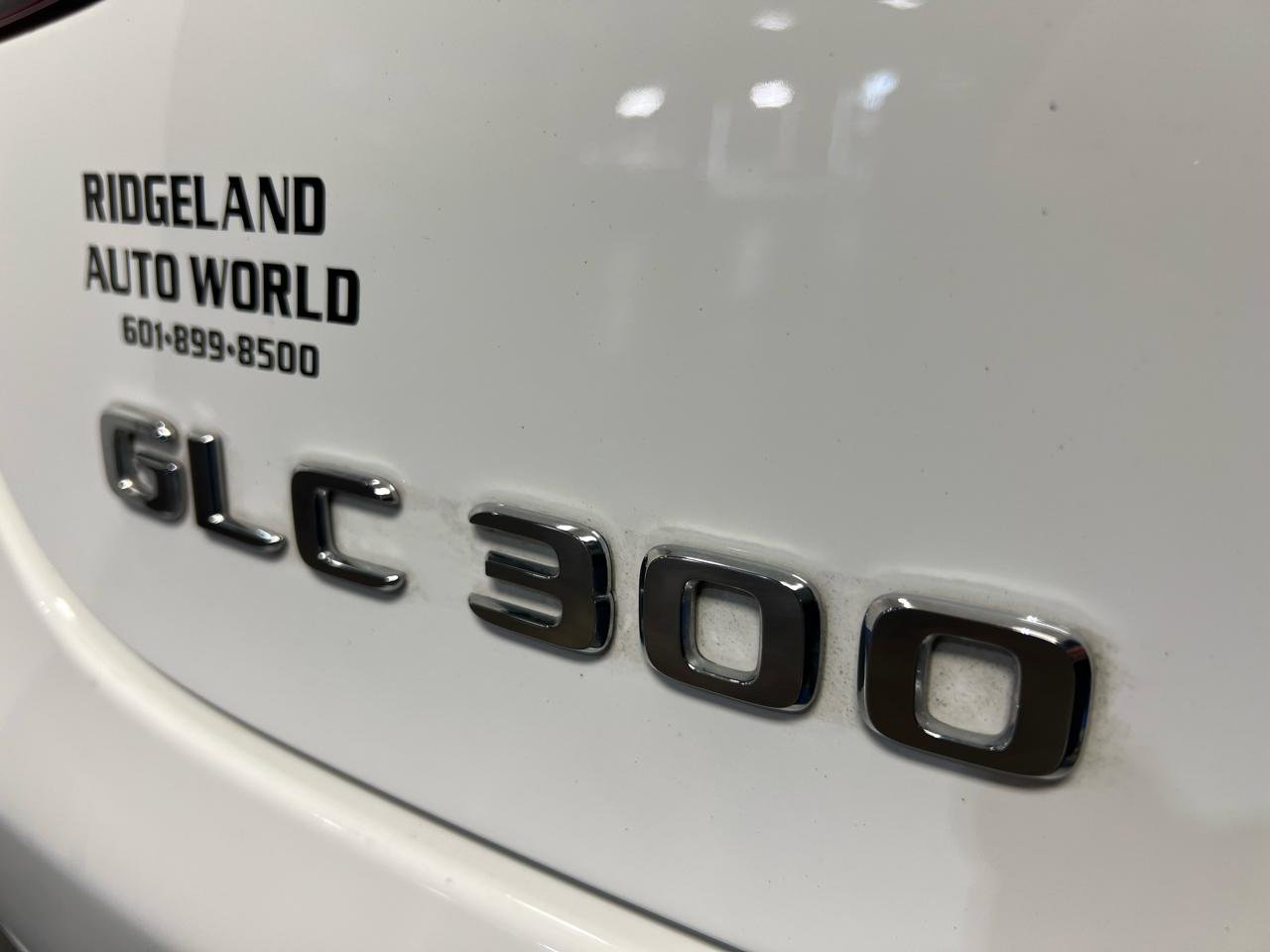 Used 2021 Mercedes-Benz GLC 300 4MATIC Coupe image 33