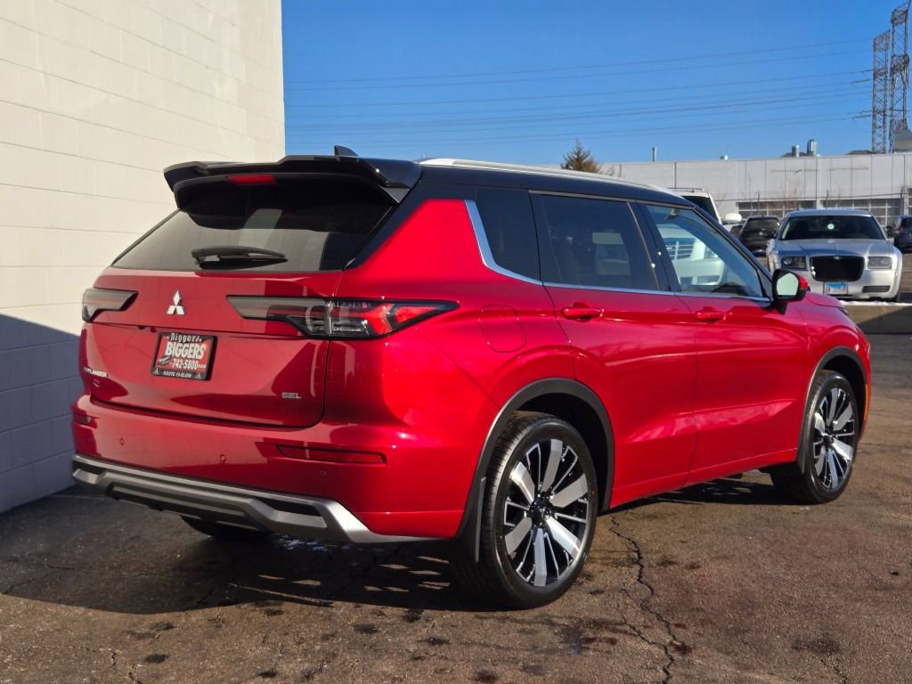 New 2026 Mitsubishi Outlander SEL image 12