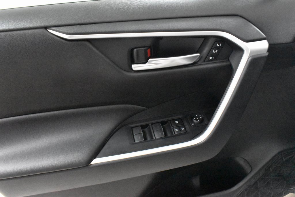 Used 2024 Toyota RAV4 XLE Premium image 19