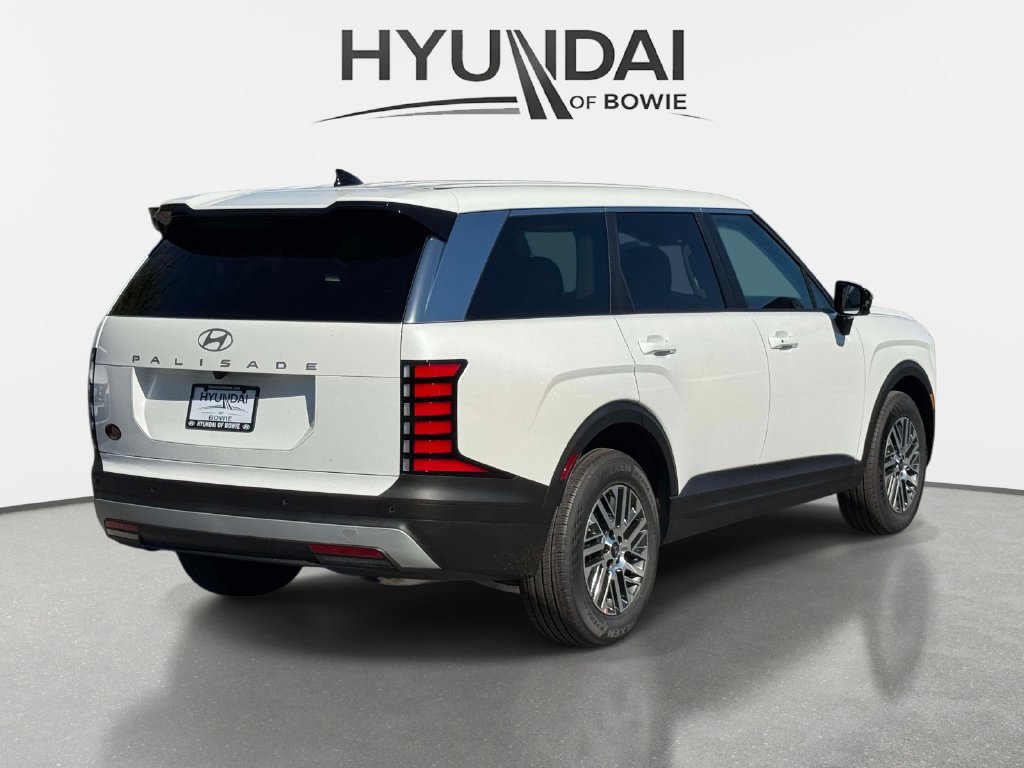 New 2027 Hyundai Palisade SE FWD image 2