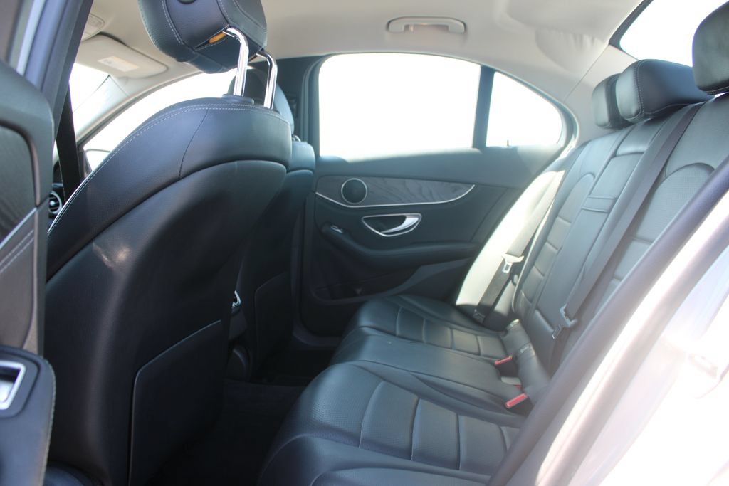 Used 2016 Mercedes-Benz C 300 Sedan image 24
