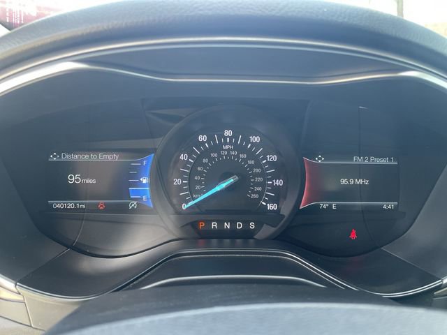 Used 2019 Ford Fusion SE image 11