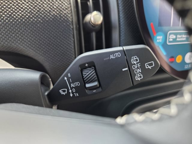 New 2026 MINI Cooper 2-Door Hardtop FWD image 27