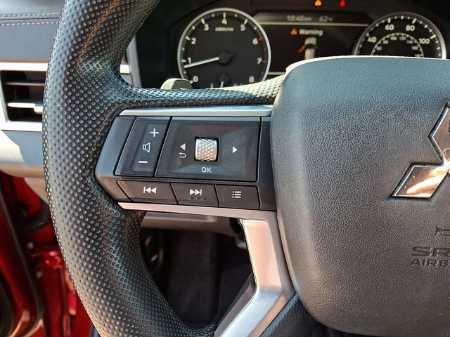 Used 2023 Mitsubishi Outlander ES FWD image 21