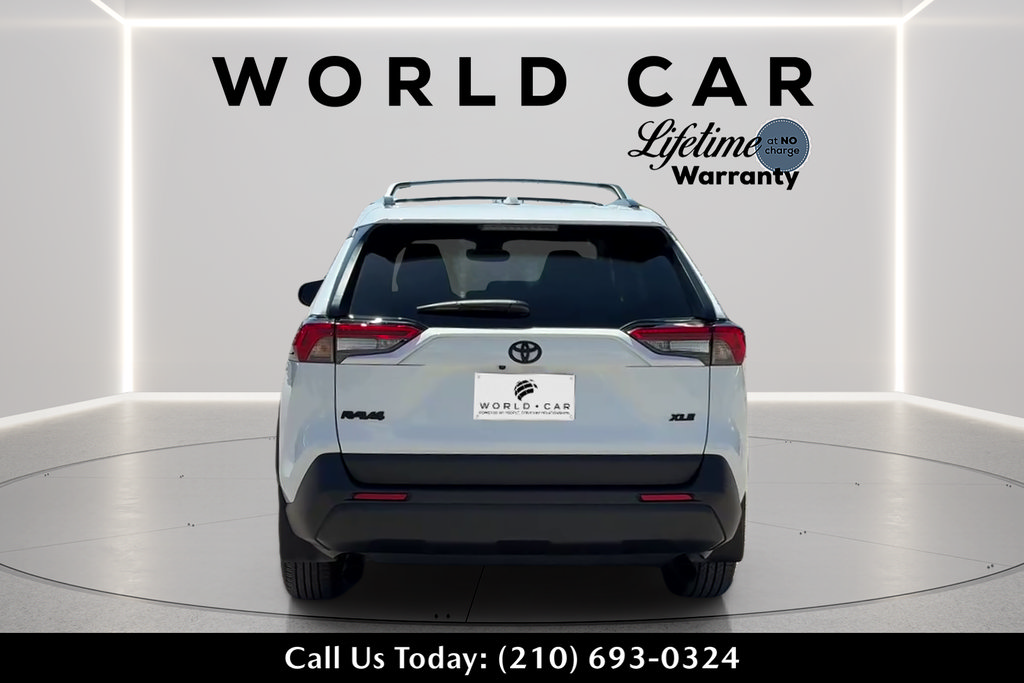 Used 2025 Toyota RAV4 XLE w/ Convenience Package FWD image 6