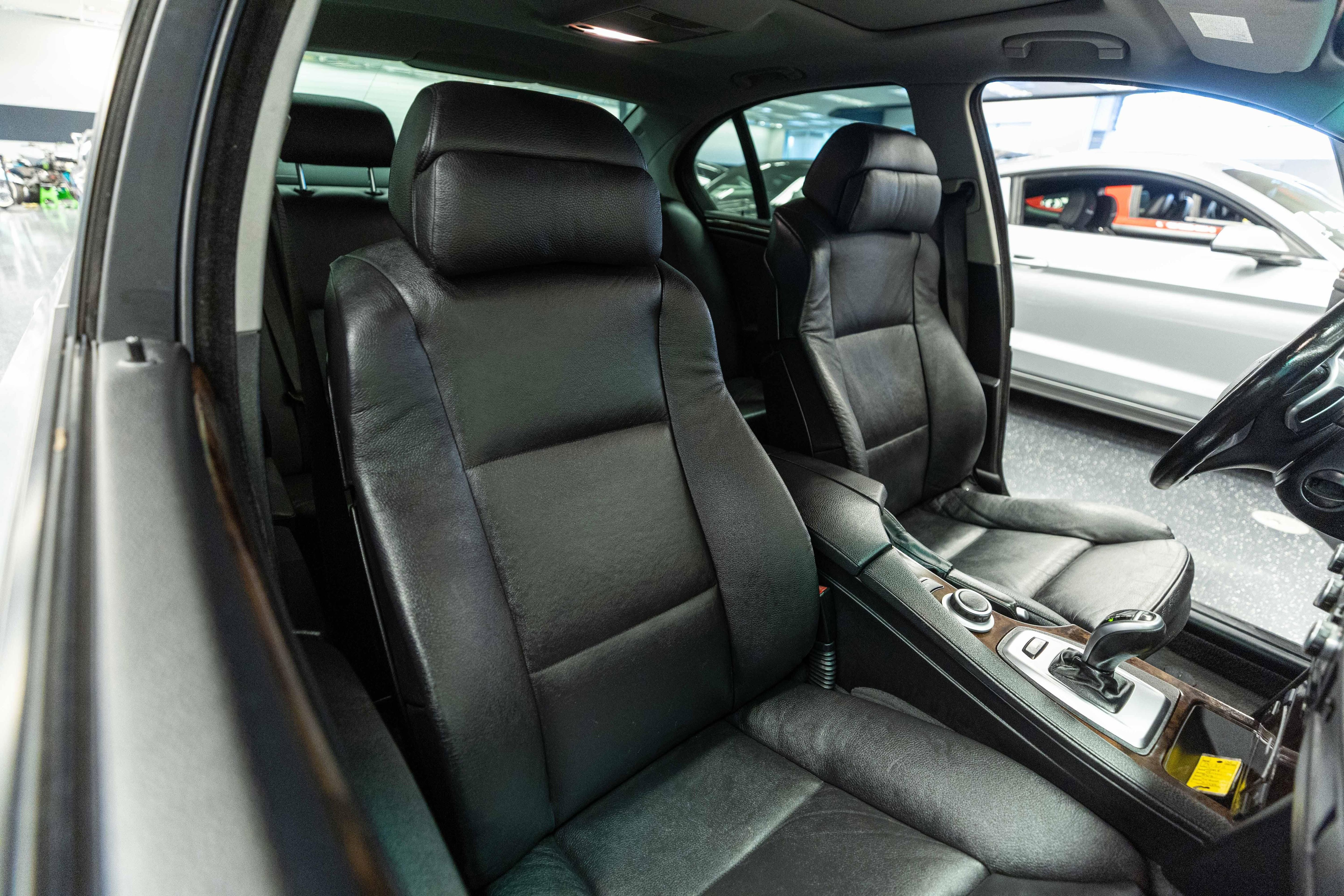 Used 2008 BMW 550i Sedan RWD image 15
