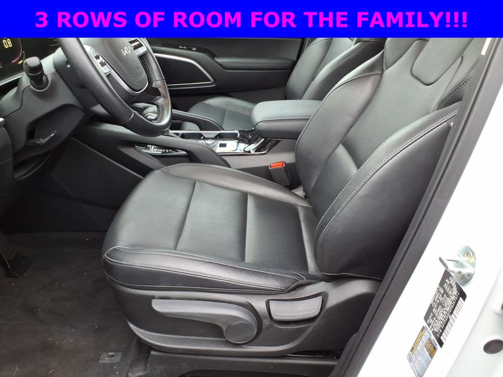 Used 2023 Kia Telluride LX image 13