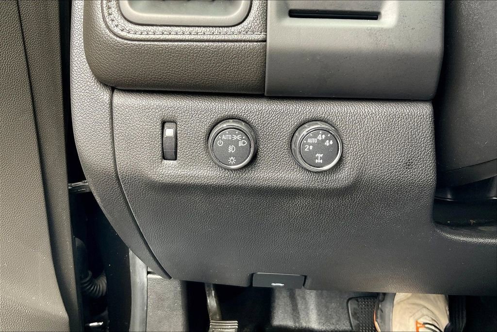 Used 2015 GMC Canyon SLT image 33