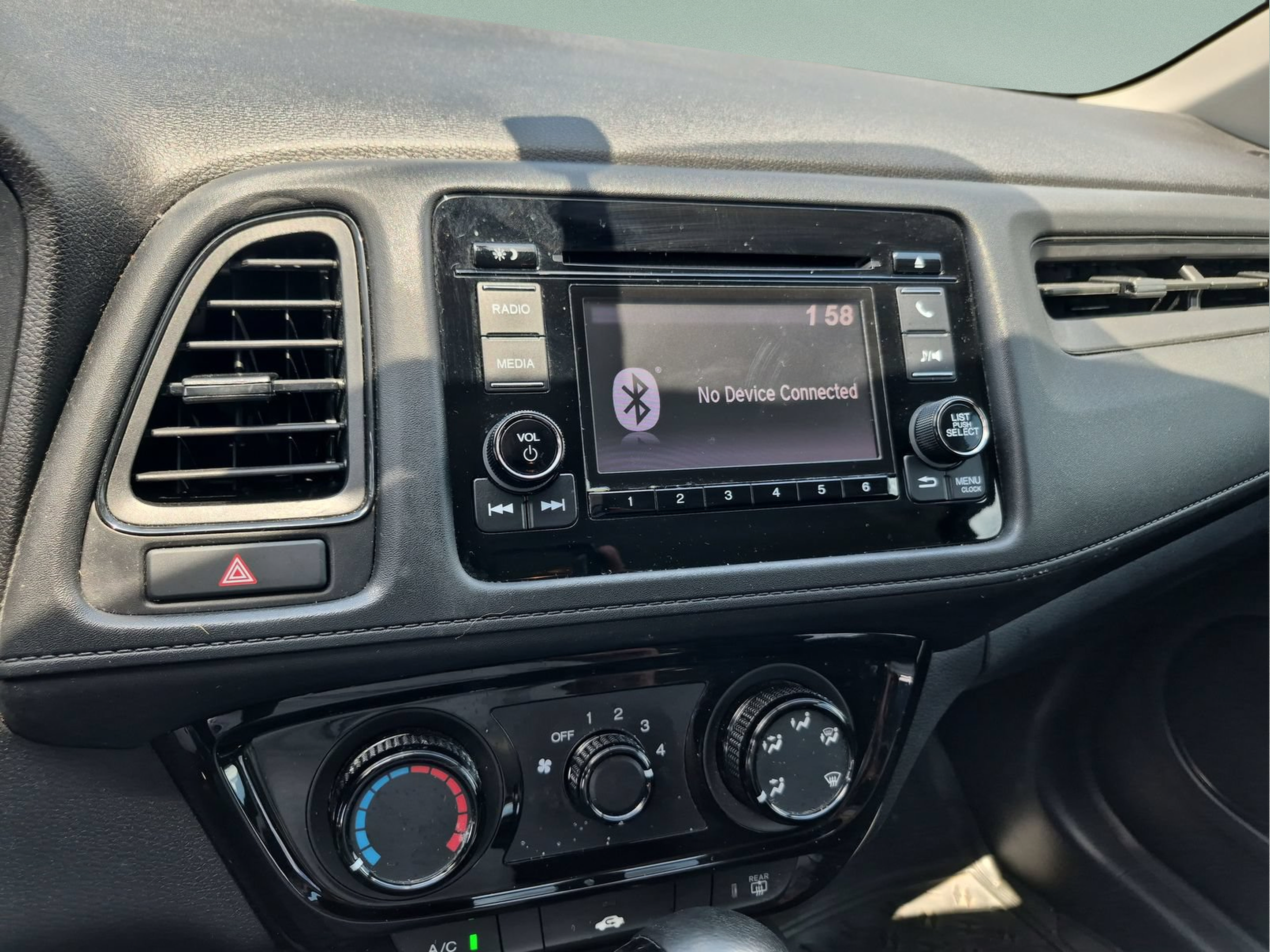 Certified 2020 Honda HR-V LX image 12