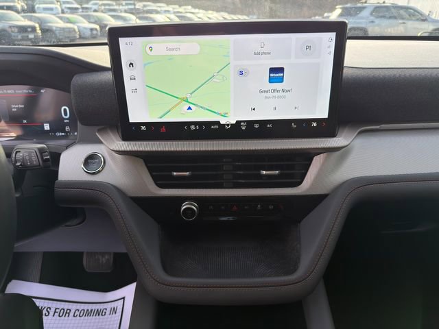 Used 2025 Ford Explorer Active image 24